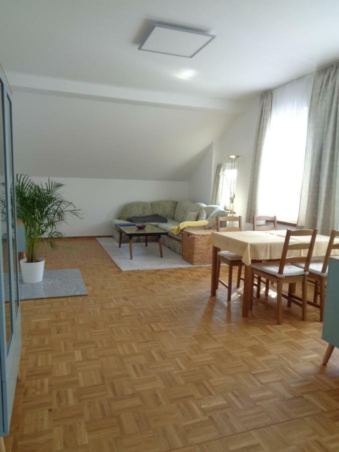 Leipzig-Suedwest Apartment Exterior foto